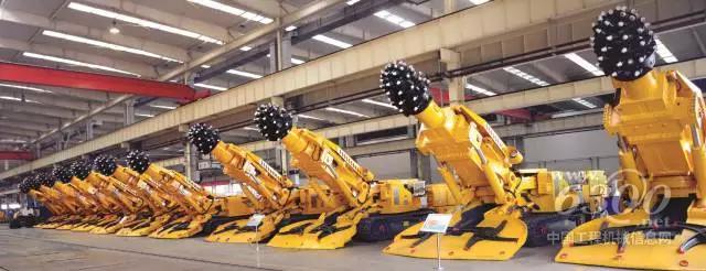 徐工悬臂式掘进机