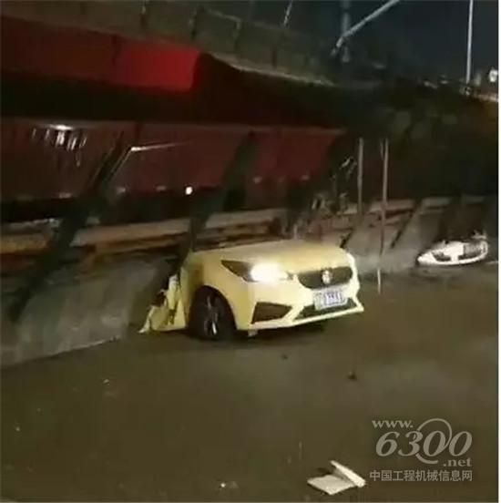 三一设备吊起被压车辆,后续救援仍在进行