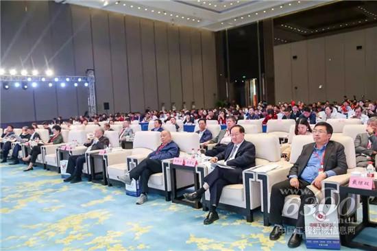 第十五届中国工业论坛,徐工连获多项大奖