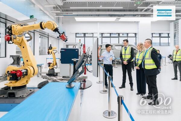 运营中心占地16,000平米