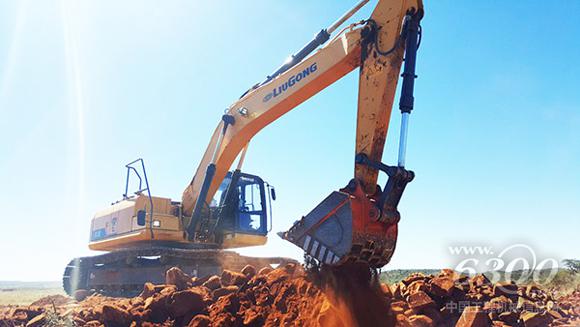 柳工<a href=//product.d1cm.com/wajueji/ target=_blank>挖掘机</a>