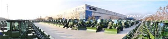 徐工装载机向建军90周年献礼！ 