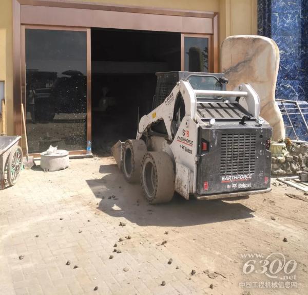 山猫沃福（Earthforce）S18滑移<a href=//product.d1cm.com/zhuangzaiji/ target=_blank>装载机</a>