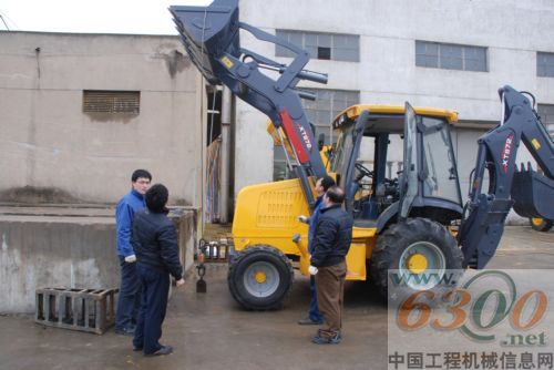 徐工特机 挖掘装载机