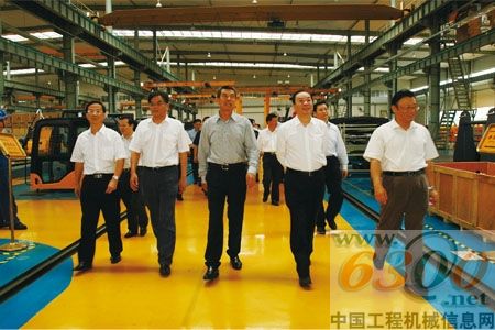 浙江省杭州市党政代表团莅临龙工（上海）考察