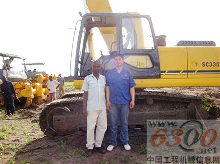 力士德服务工程师在加纳工作之行