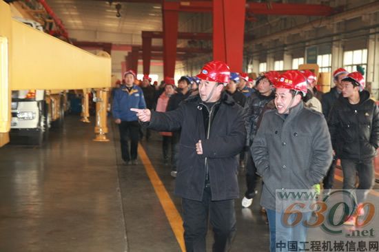 “诚动·2011”徐工建机客户活动拉开序幕