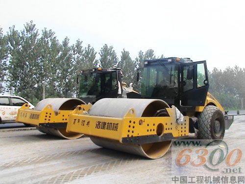 洛建,压路机