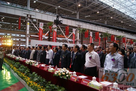 三一重工 世界最长臂架泵车