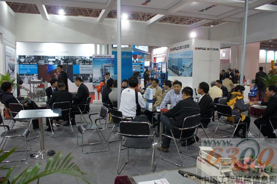 南方路机,BICES 2011