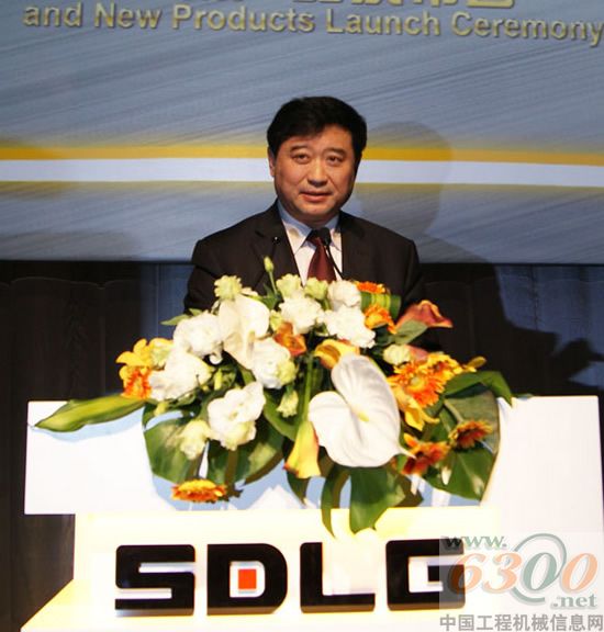 山东临工,两万台挖掘机生产基地